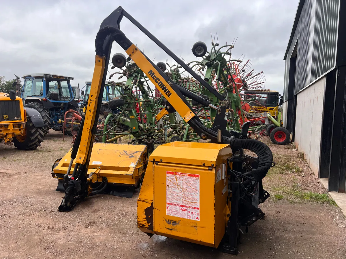 McConnel PA5570 Hedgecutter - Image 3