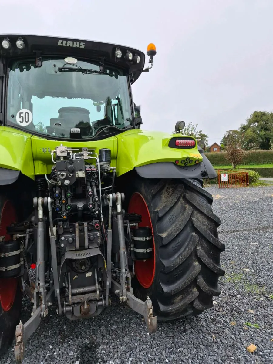 CLAAS Tractor - Image 4