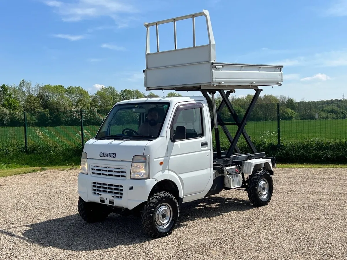 SUZUKI CARRY PICK UP 4X4 - Image 1