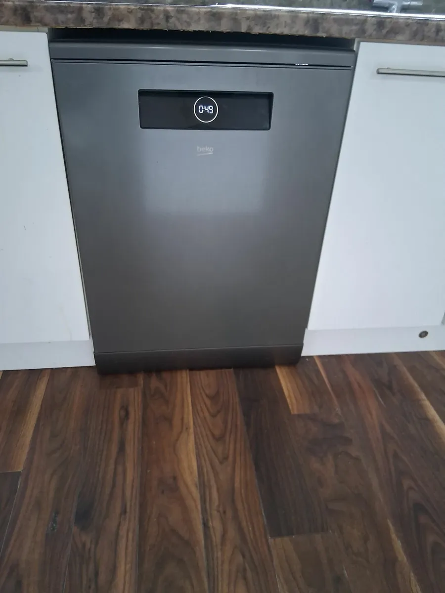 Dishwasher - Image 1
