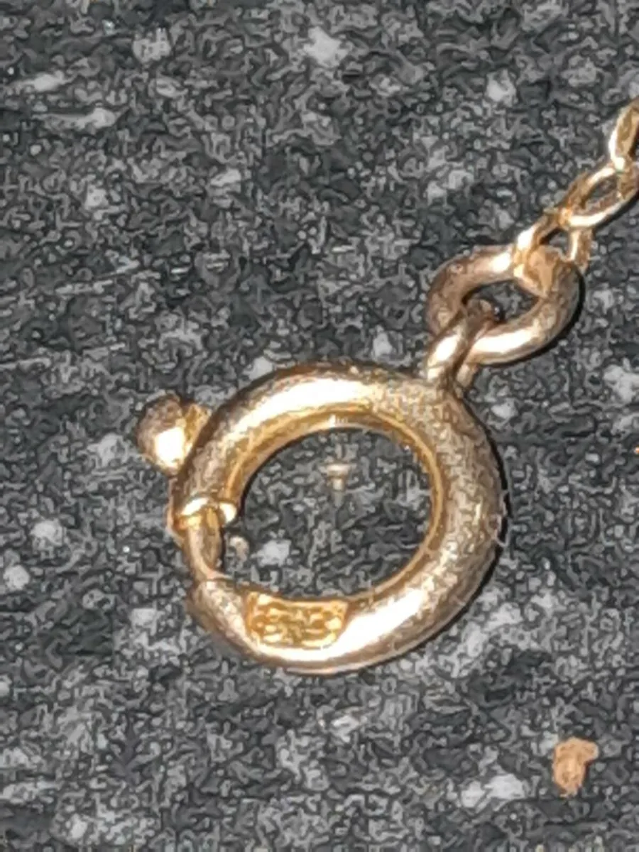 9k gold chain, broken - Image 4