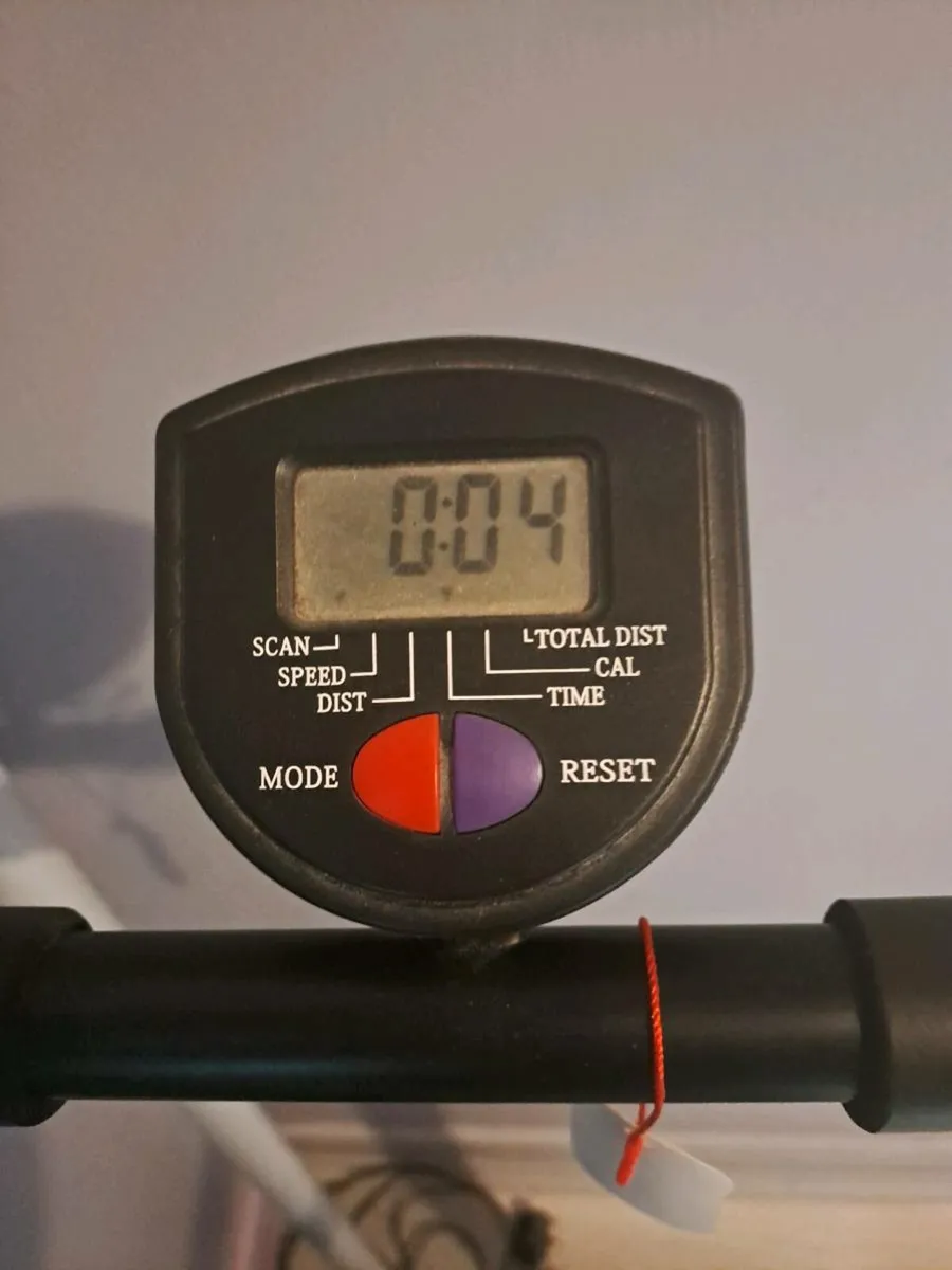 Treadmill - Image 2