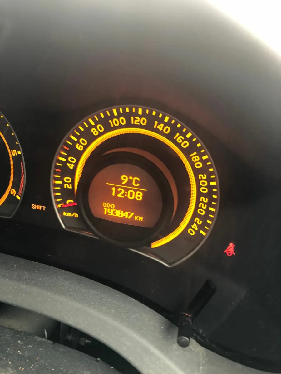 Toyota Auris 2007 - Image 3