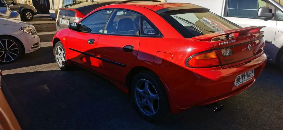 Mazda 323f Zxi 2.0 V6 - Image 4