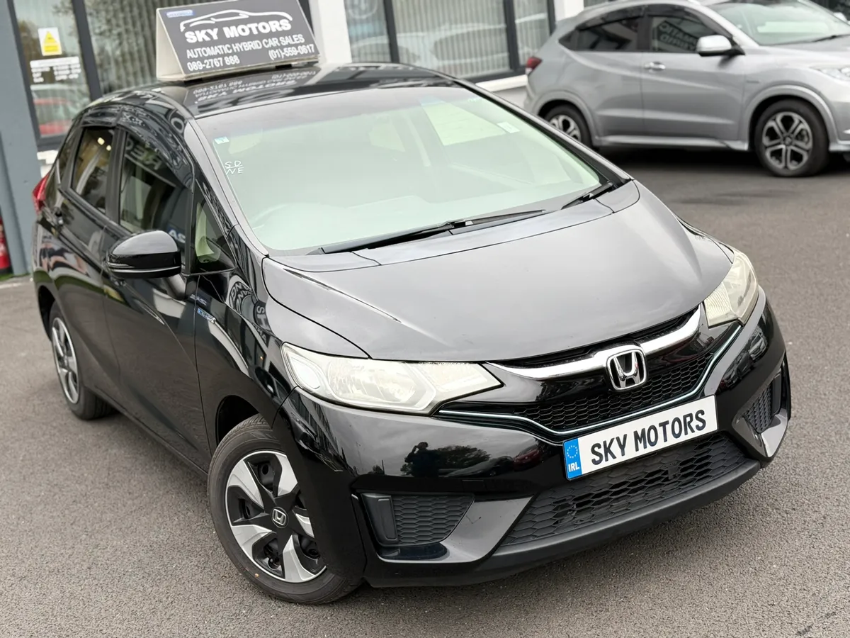 2017 Honda Fit 1.5 Petrol Hybrid ,Auto ,32K Miles - Image 3