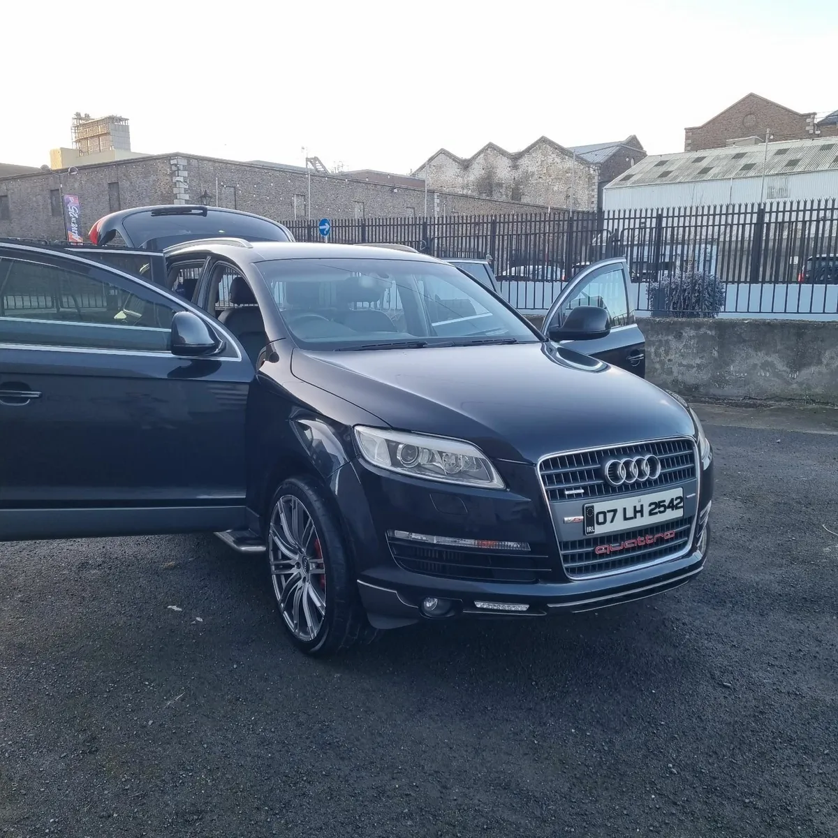 Audi Q7 2007 - Image 2