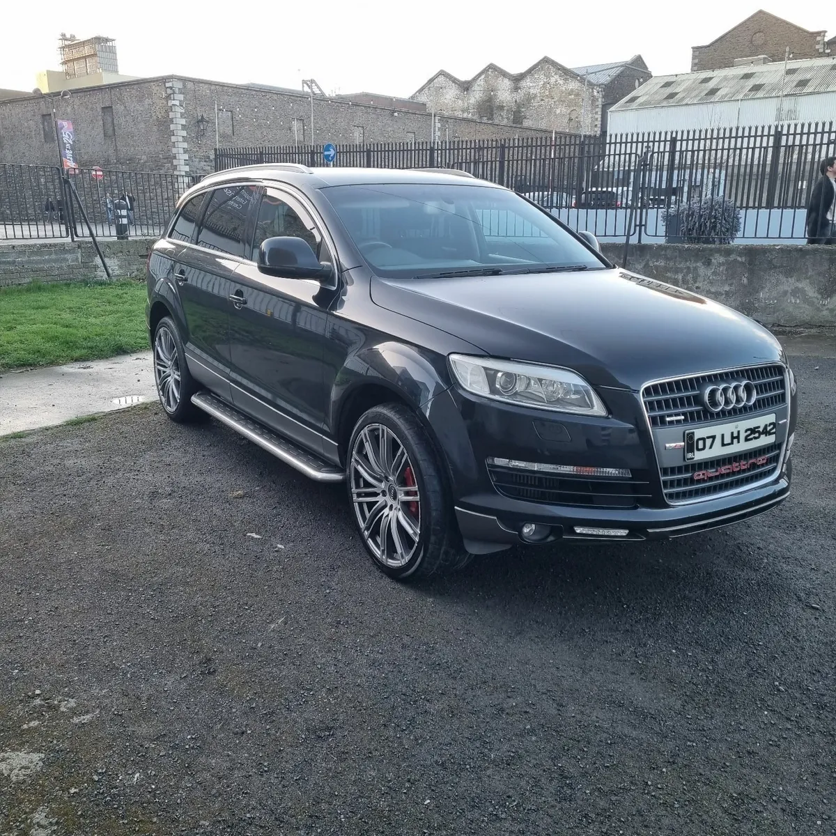 Audi Q7 2007 - Image 1