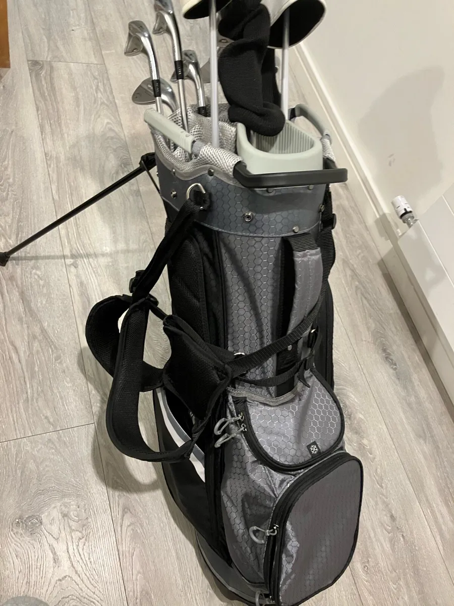 Golf Stand Carry Bag like new Perfect condition - Image 3