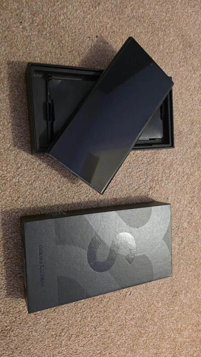 Samsung S22 Ultra 256GB - Image 1