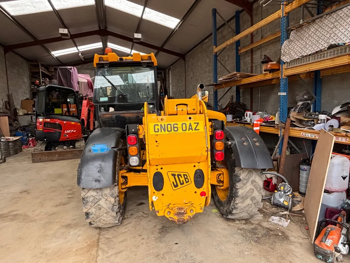Telehandler - Image 3