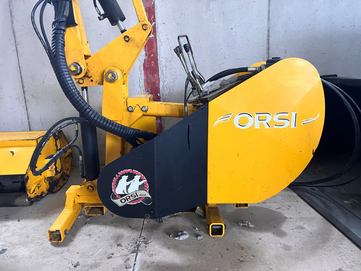 Orsi 470 Hedgecutter - Image 2