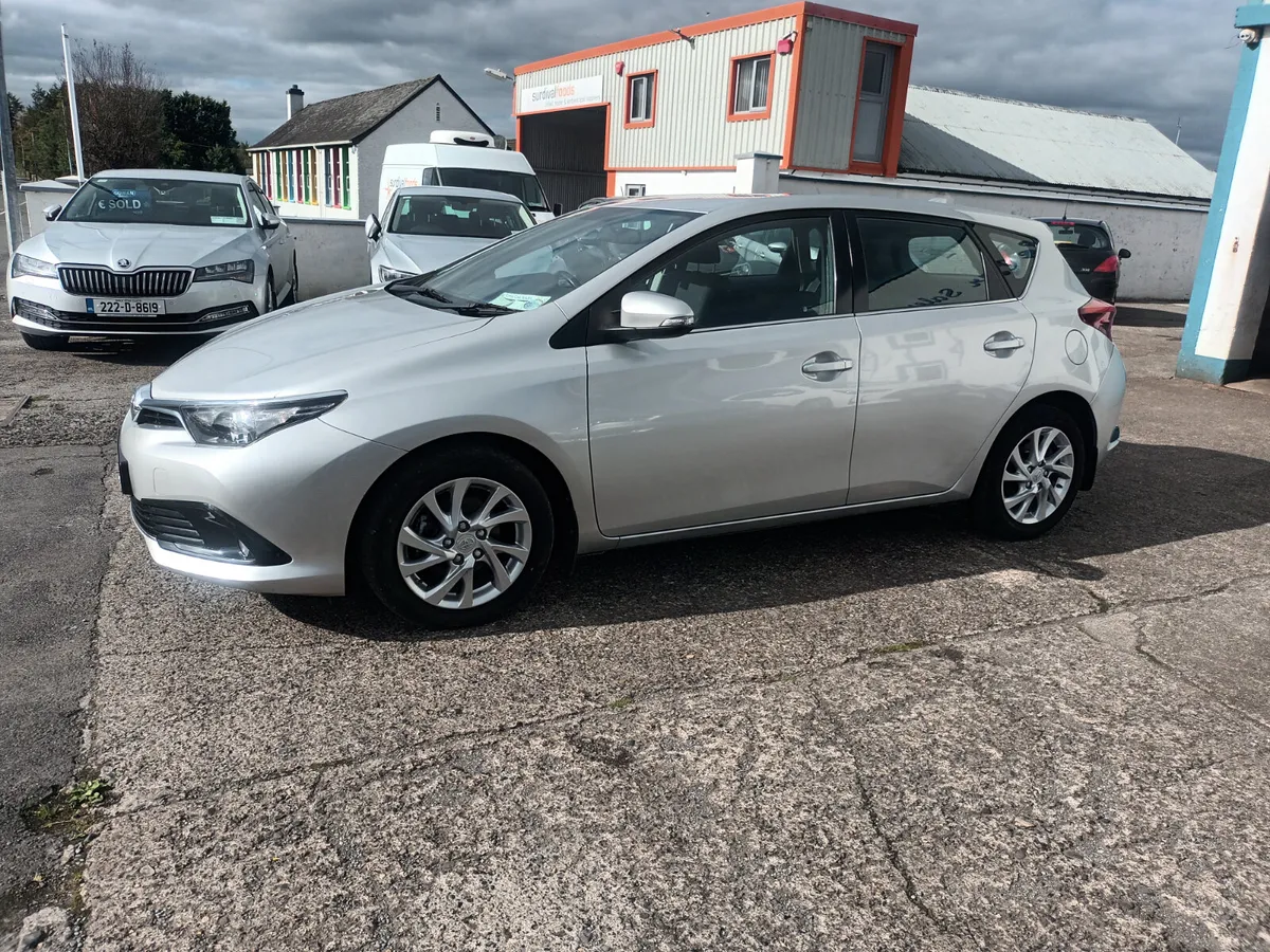 2016 Toyota Auris 1.4 D-4D 5Dr Luna - Image 3