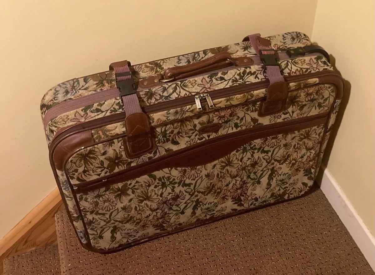 Large Retro Floral Tapestry Suitcase - Image 2