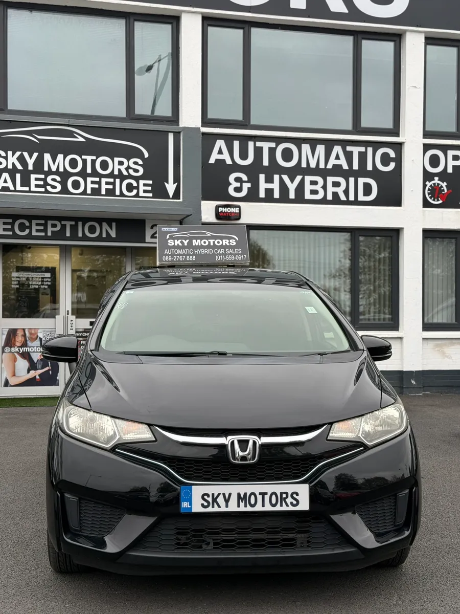 2017 Honda Jazz/Fit 1.5 Petrol Hybrid,Automatic - Image 2