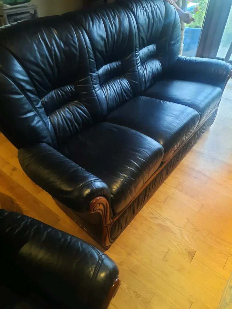 3 piece sofa and chairs - Image 4