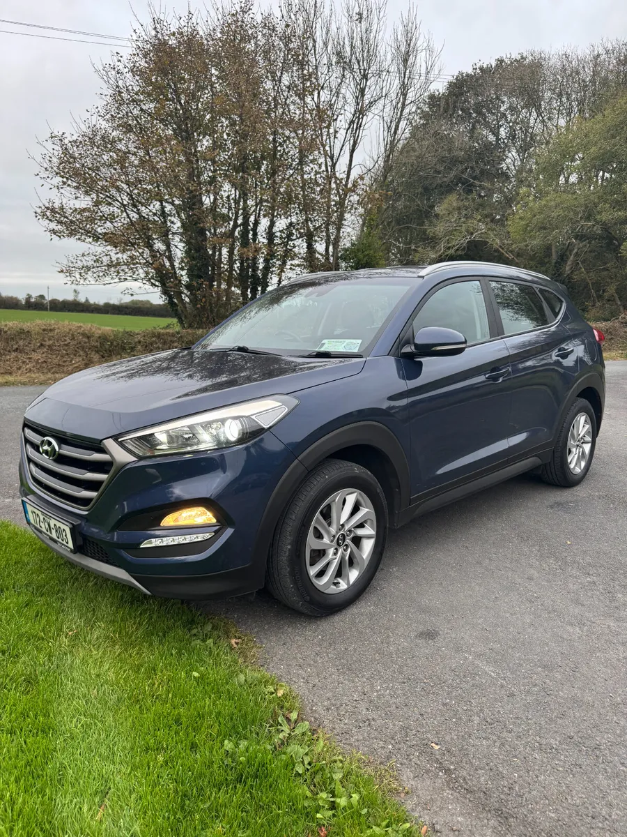 172 Hyundai Tucson 1.7D Premium.. NCT 11/27 - Image 1