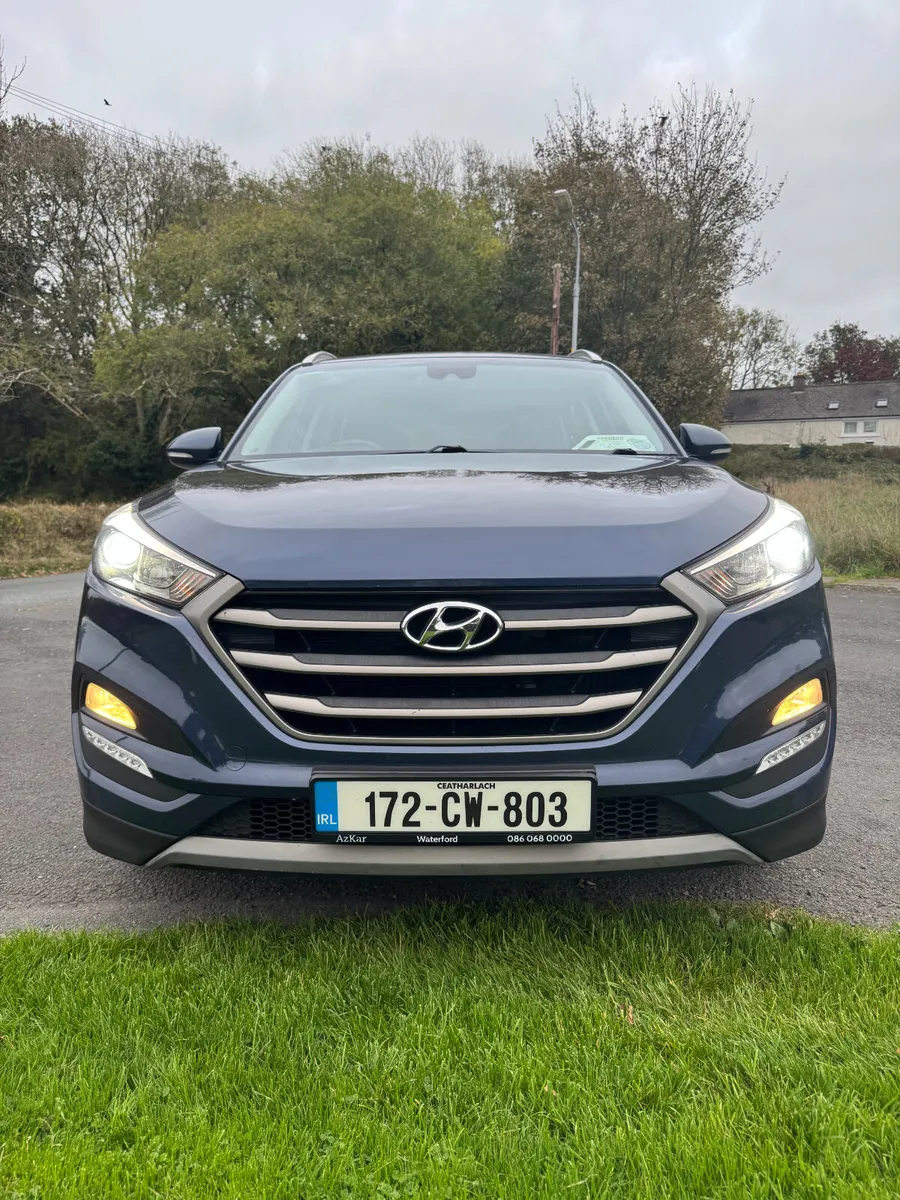 172 Hyundai Tucson 1.7D Premium.. NCT 11/27 - Image 2