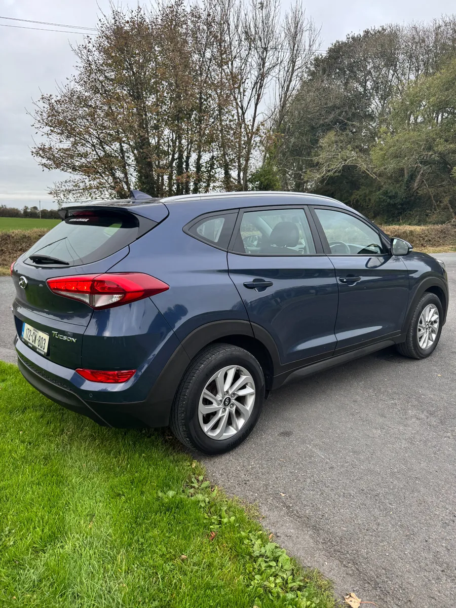 172 Hyundai Tucson 1.7D Premium.. NCT 11/27 - Image 4