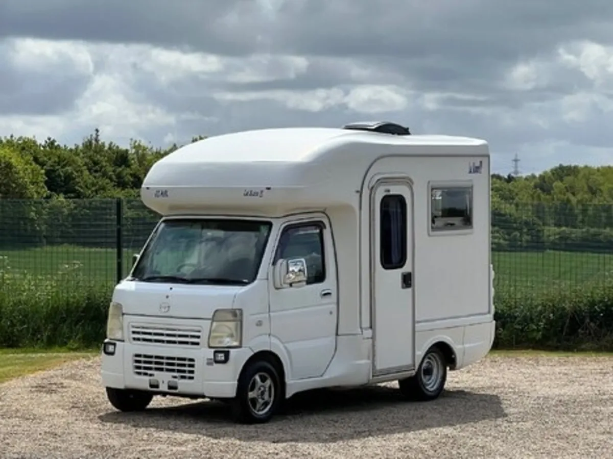 2010 COACHBUILT 4 BERTH LA.KUN II - Image 2