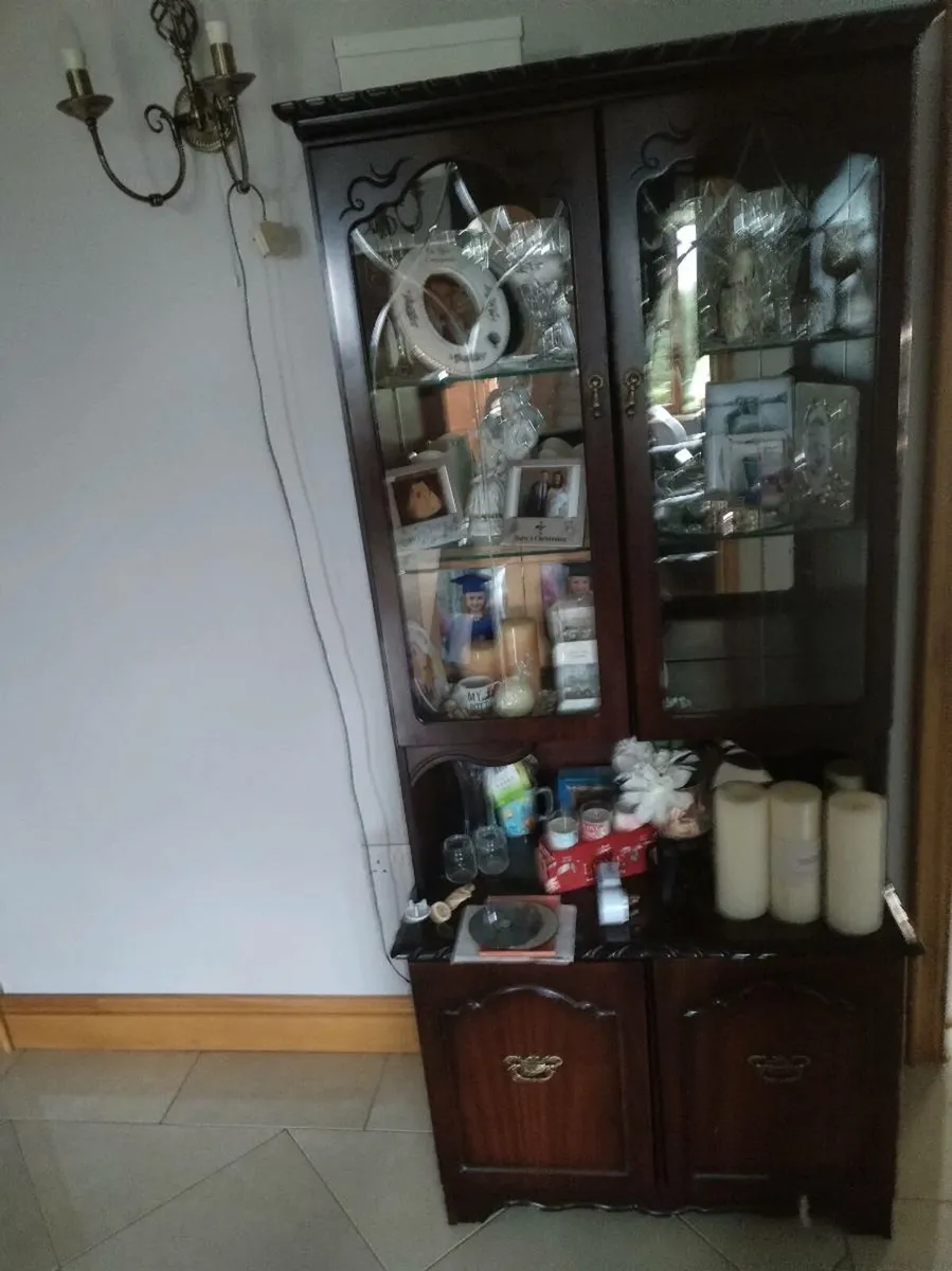 Antique display cabinet - Image 2
