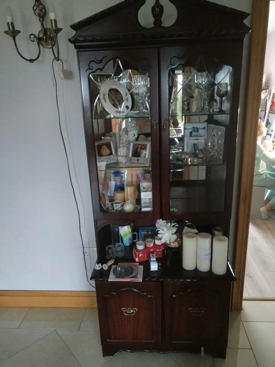 Antique display cabinet - Image 3