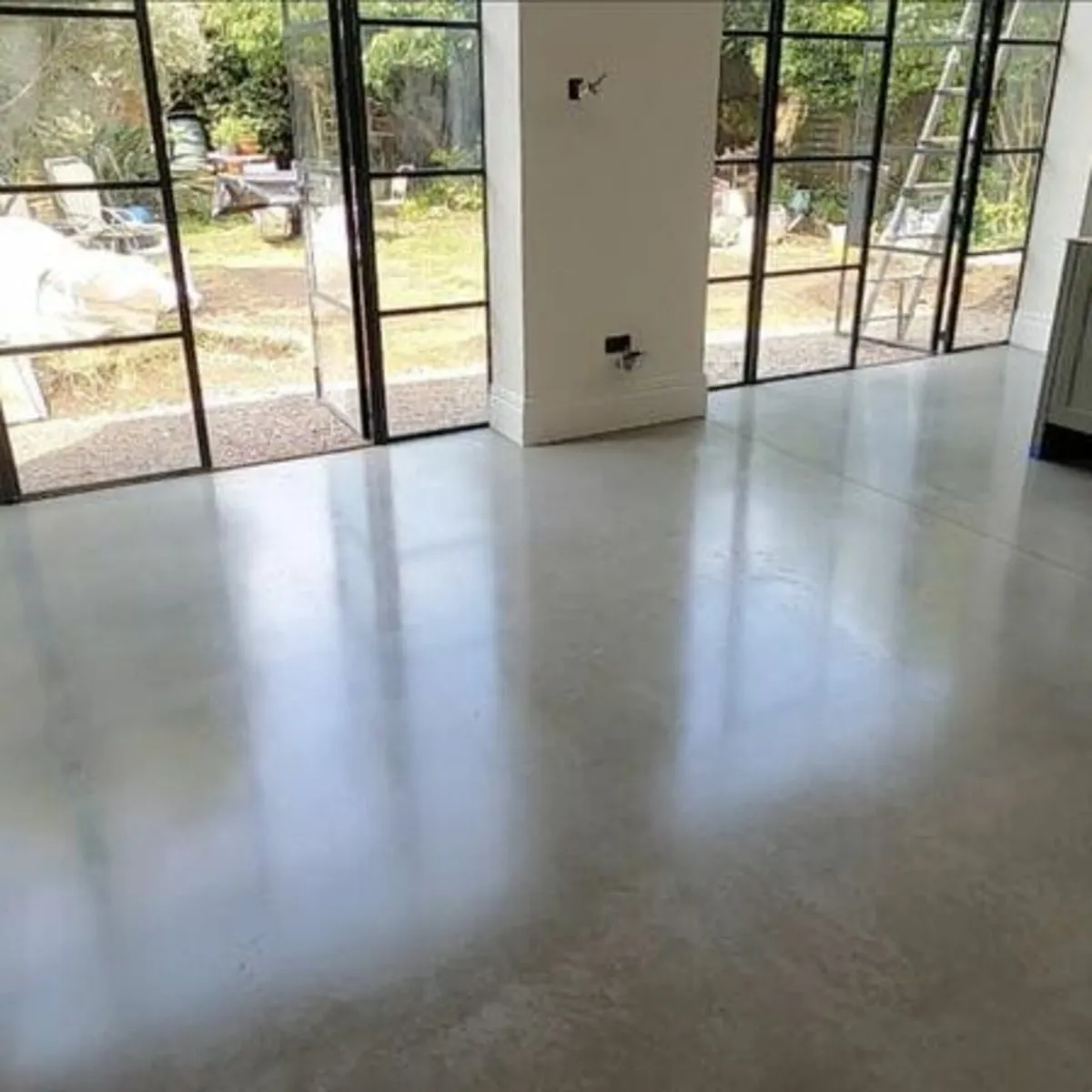 Polished concrete floor - Image 2