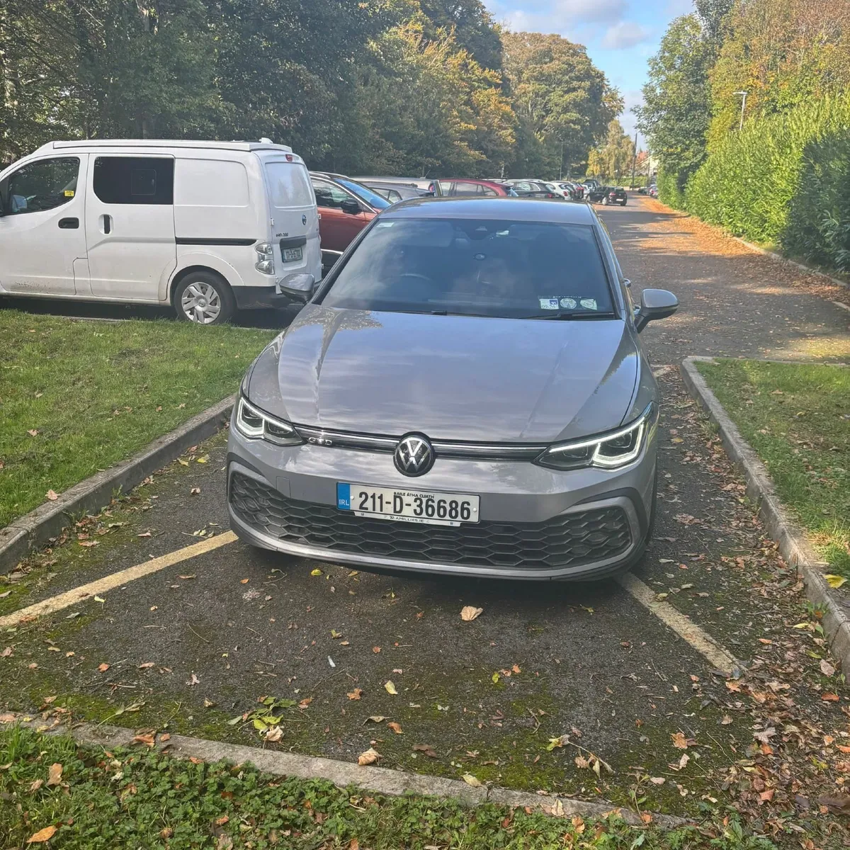 Volkswagen Golf  GTD Auto - Image 3
