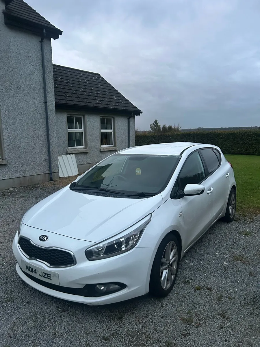 kia ceed - Image 1