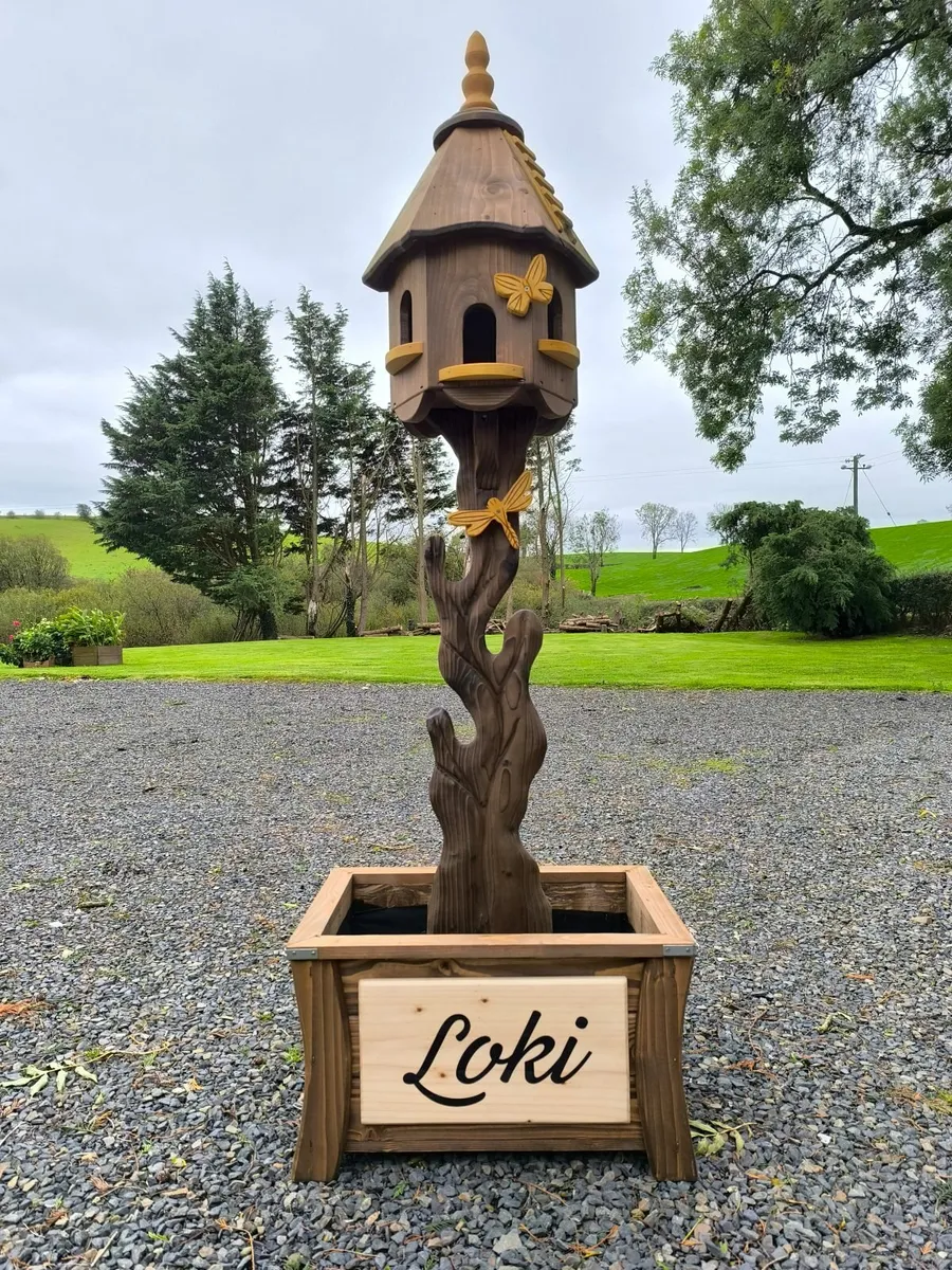 Personalised bird feeder with planter - Image 2