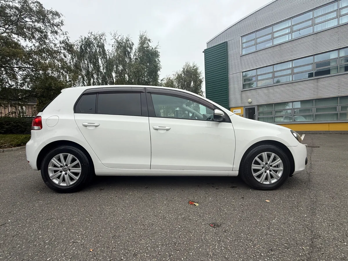 VW Golf 1.2 TSI DSG Low Kms - Image 4