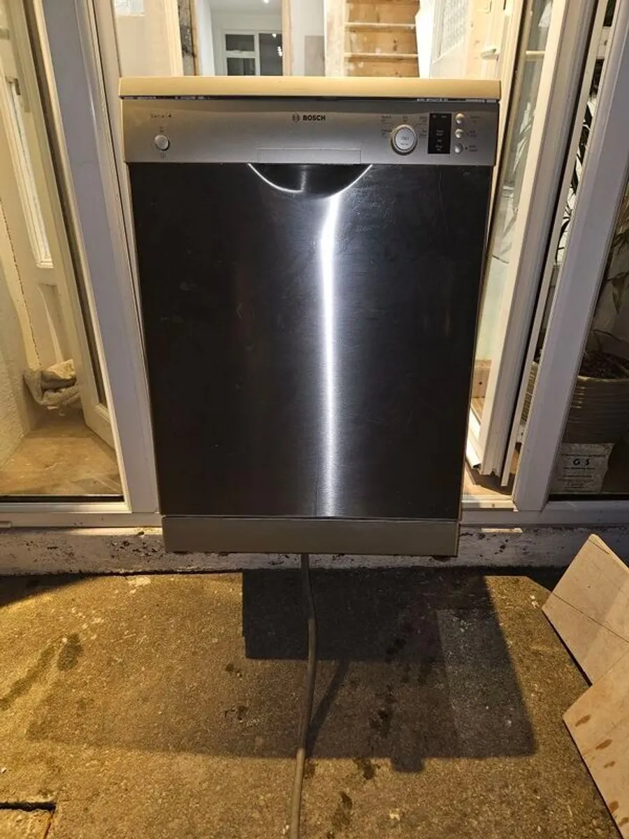 Dishwasher - Image 1