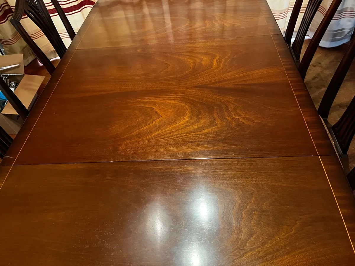 Dining Room Table - Image 1