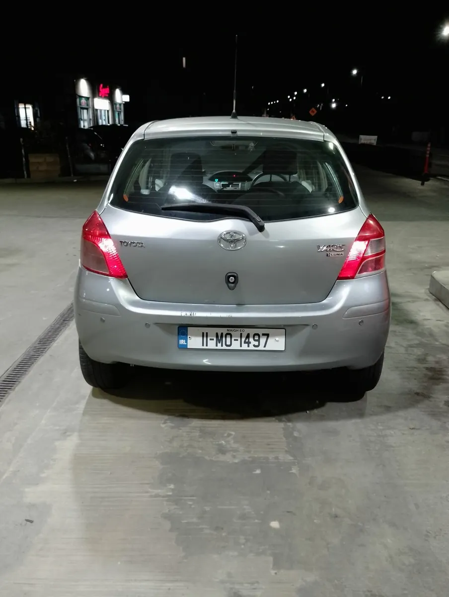 Automatic Yaris 1.3p Nct: 08/26 - Image 3