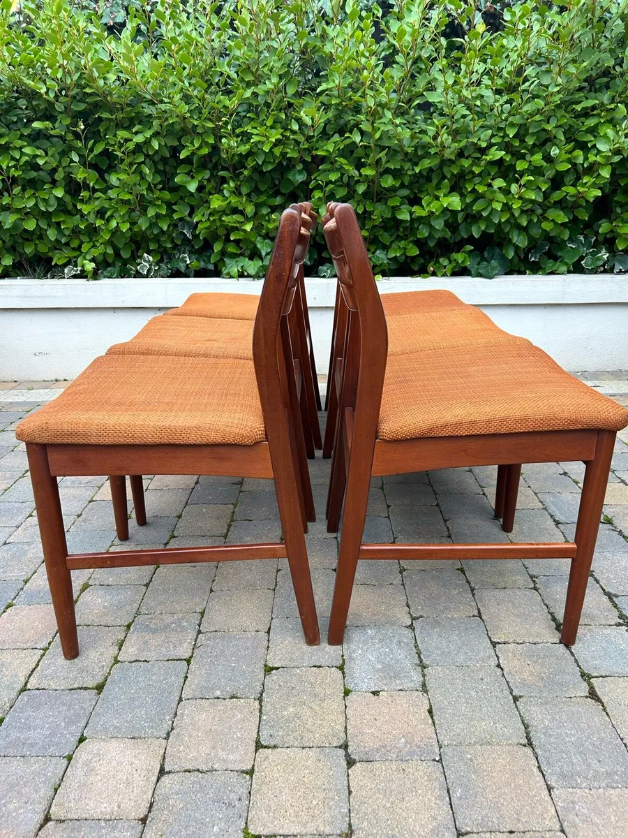 Mid century teak drop leaf table & 6 chairs - Image 4