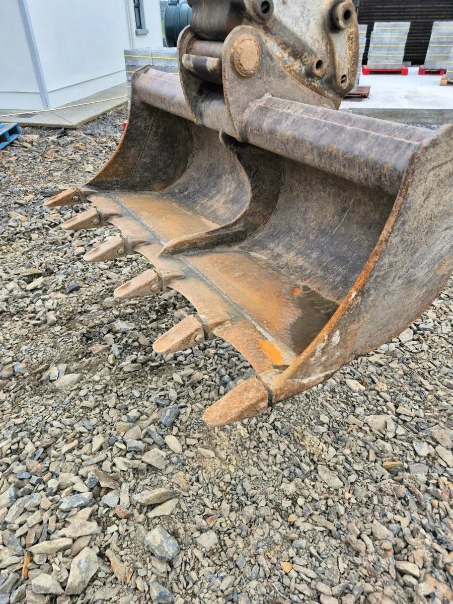 Ditching bucket - Image 1