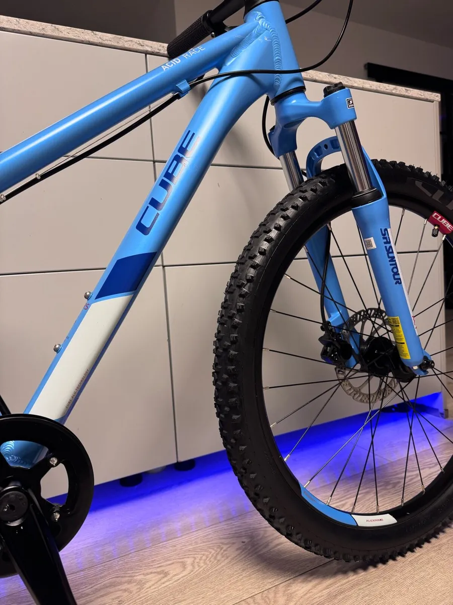 CUBE 240 Disc Kids Bike 24 inch - Image 3