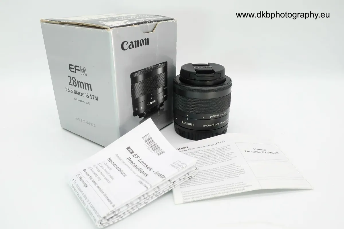 CANON EF-M 28mm F3.5 MACRO IS STM LENS #0100 - Image 1
