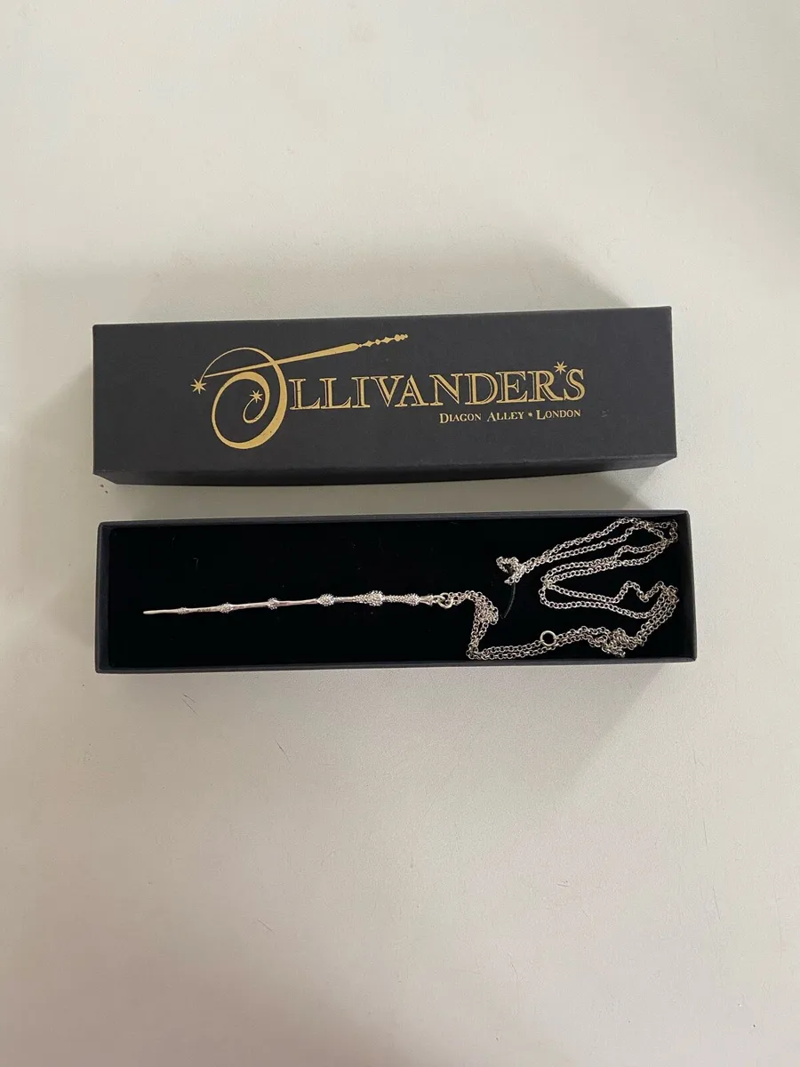 Ollivander’s Necklace - Image 1