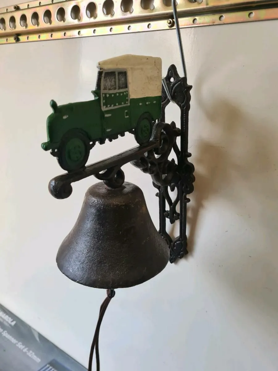 Cast iron bells - Image 2