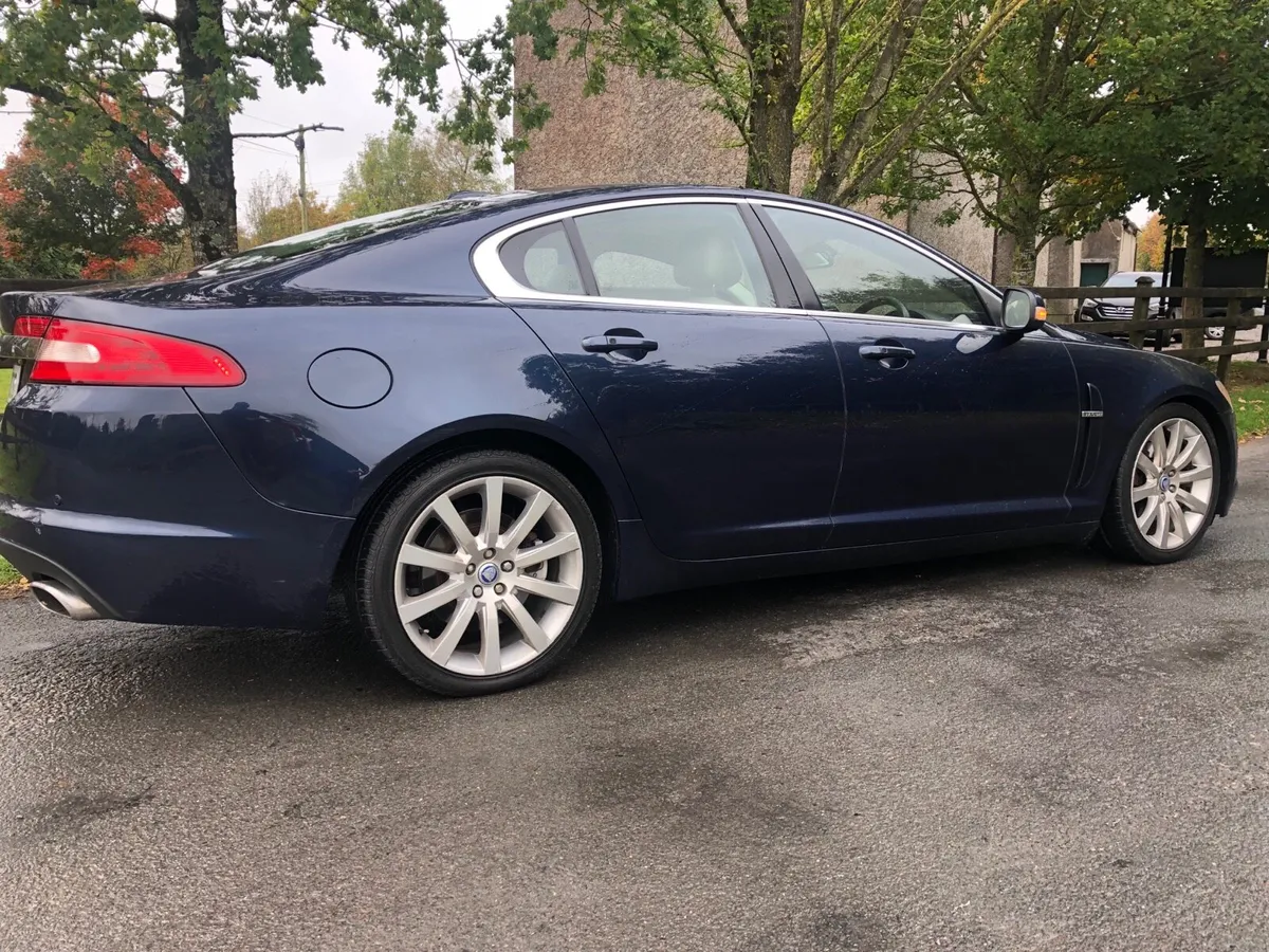 JAGUAR 🐆J L R AVAILABILITY 20 AVAILABLE  UNITS - Image 4