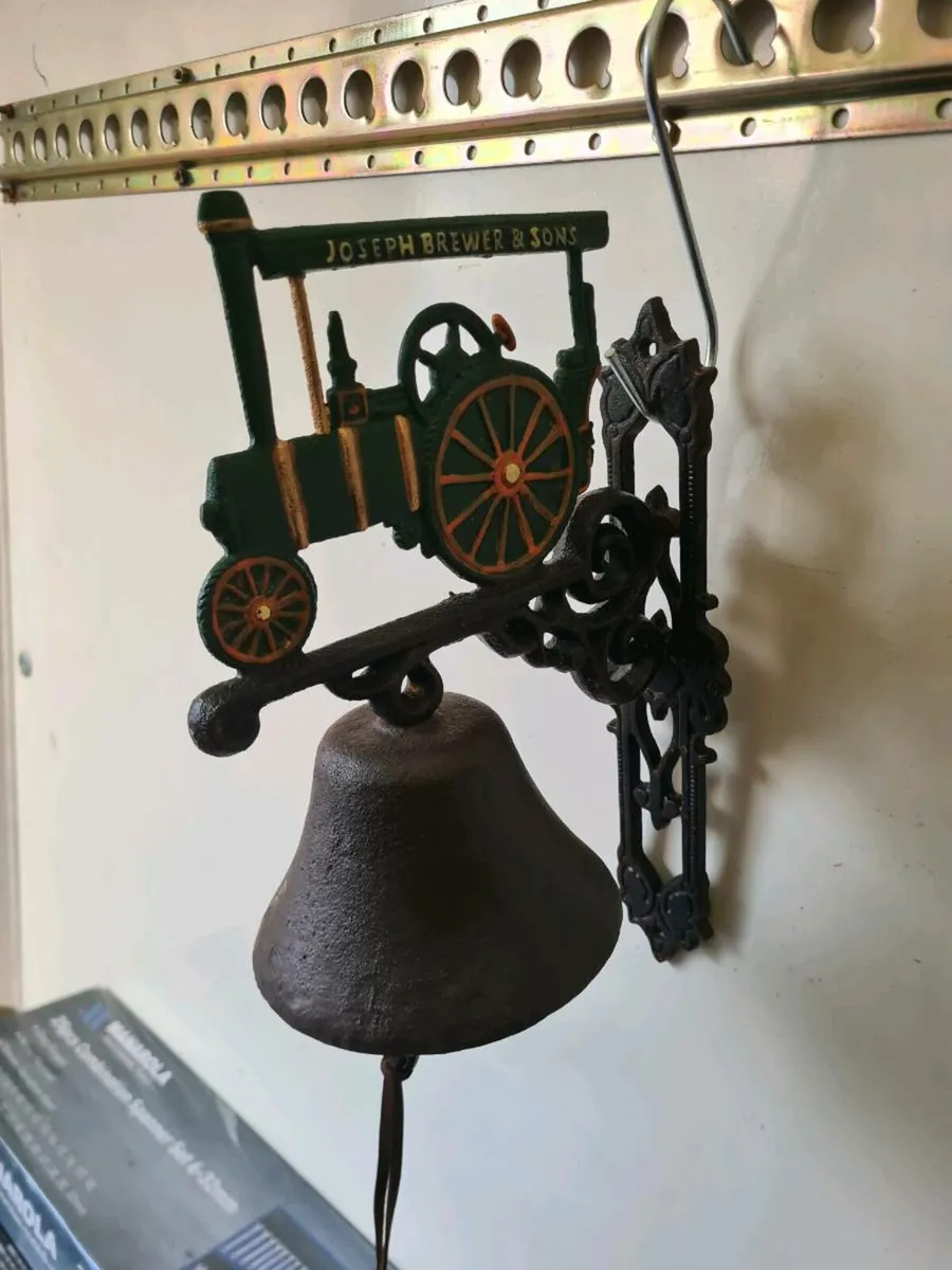 Cast iron bells - Image 1