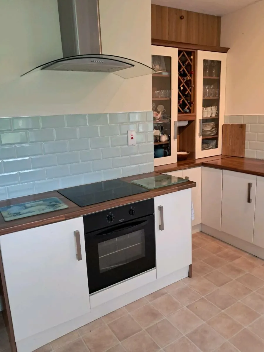 Kitchen - Image 1