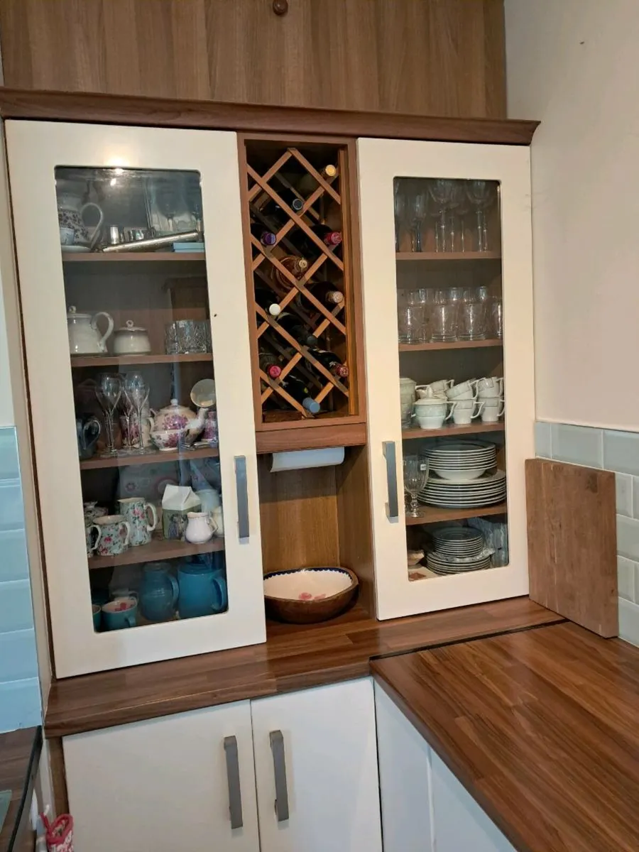 Kitchen - Image 3