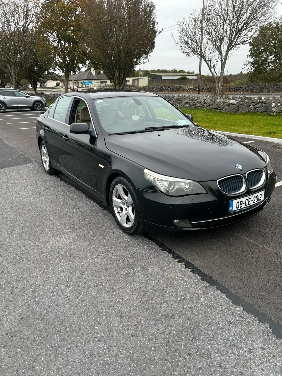 BMW 520d - Image 1