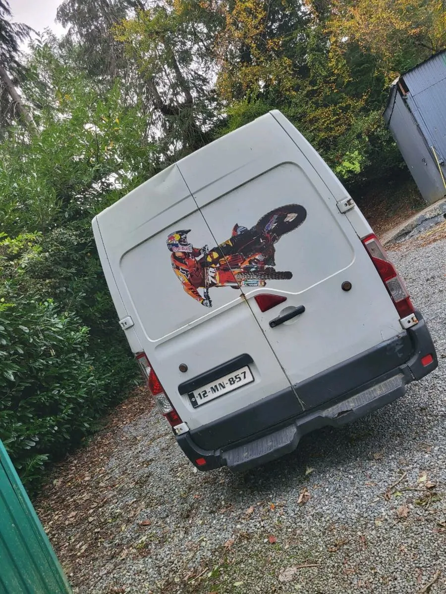Nissan nv400 - Image 4