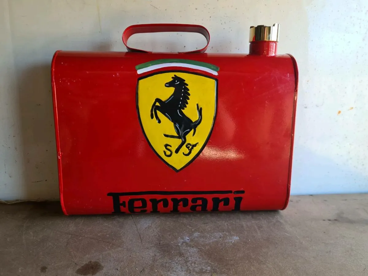 Petrol can - Image 1