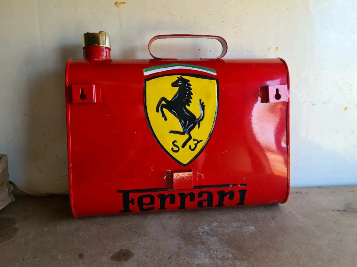 Petrol can - Image 2