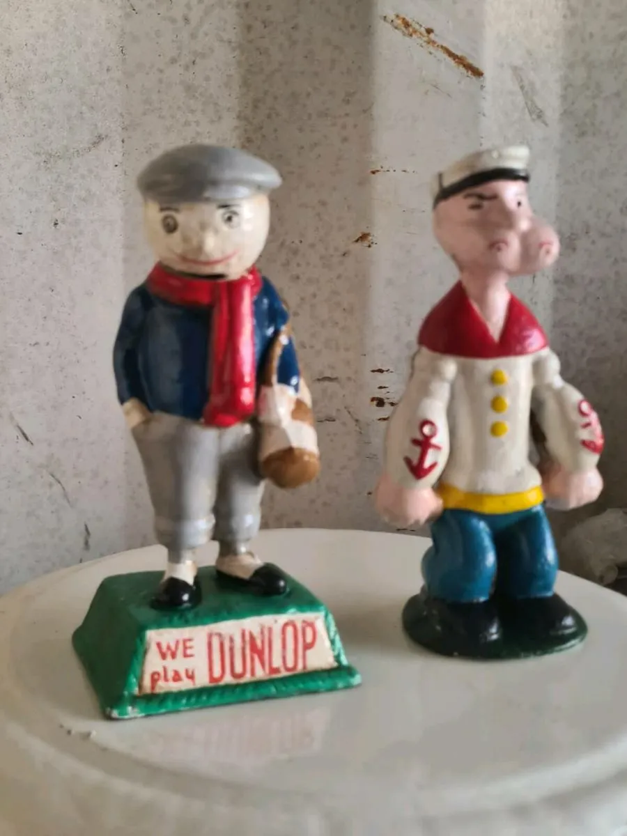 Pub items - Image 1