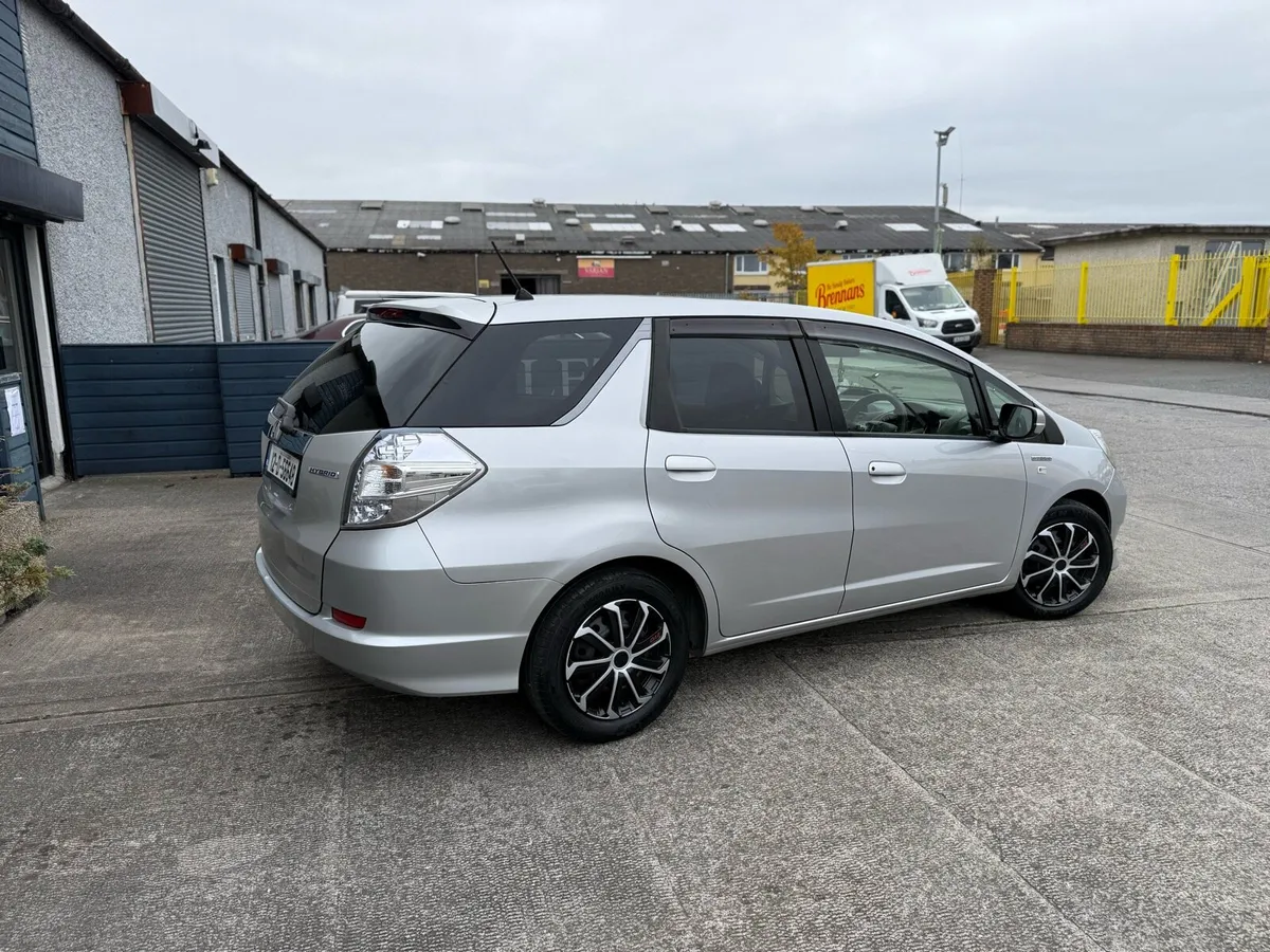 2012 Honda Fit Shuttle Hybrid NCT and Tax - Image 2