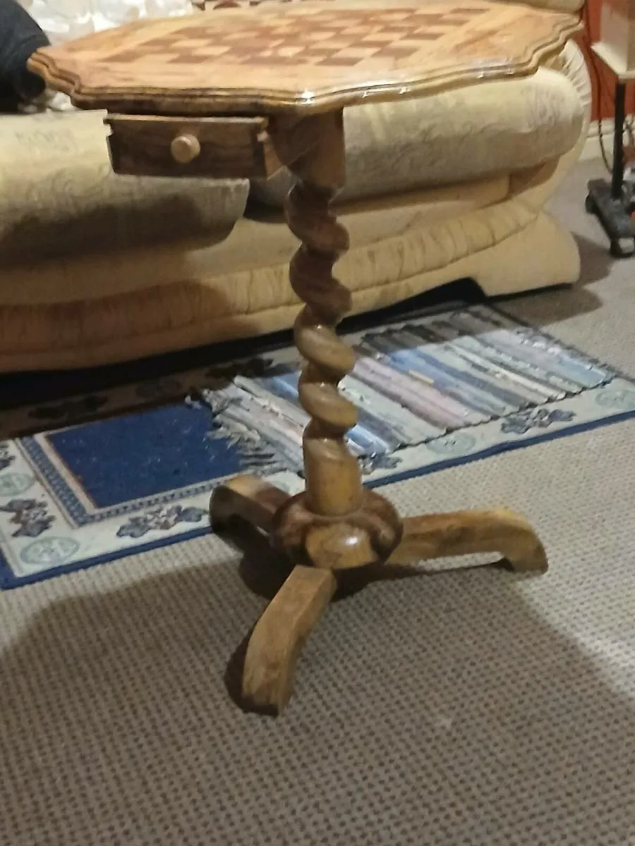 Unique Table - Image 3